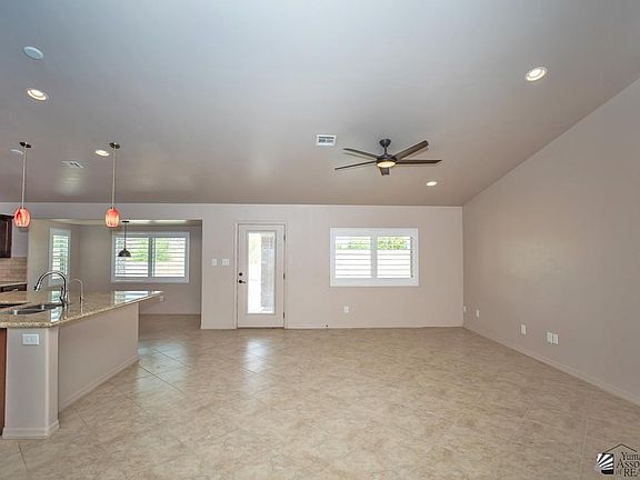 3rd image of 5940 E 36th Pl