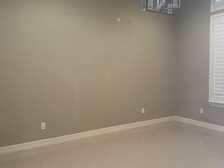 2605 Grand Canal Dr — Photo 4