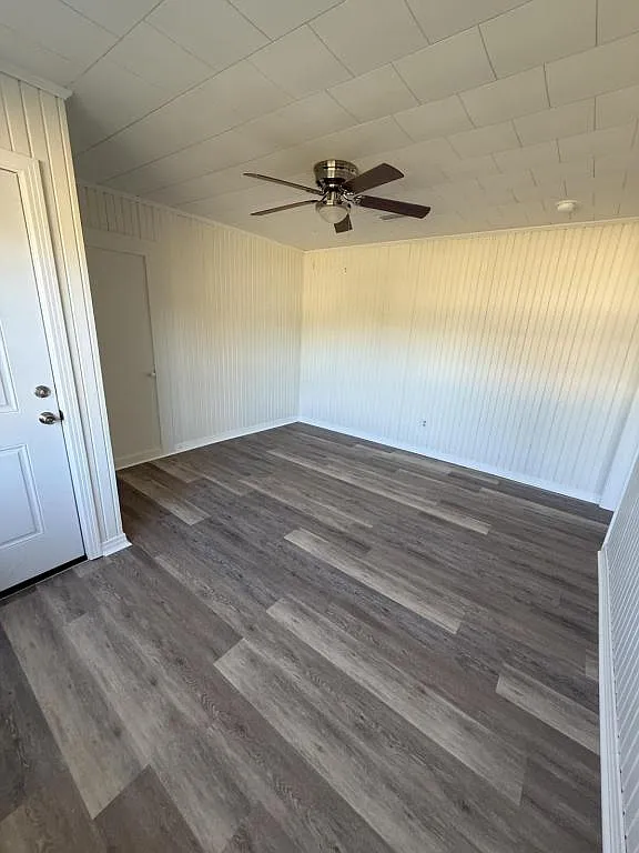 1033 Morrow Ave — Photo 3