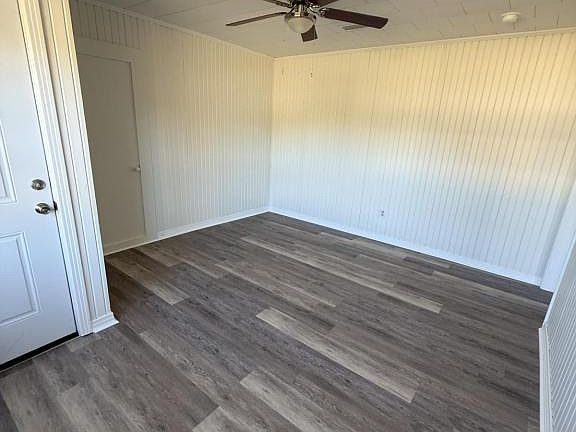 3rd image of 1033 Morrow Ave