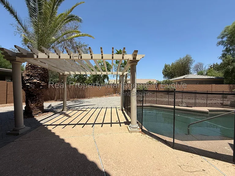 1234 W Remington Dr — Photo 44