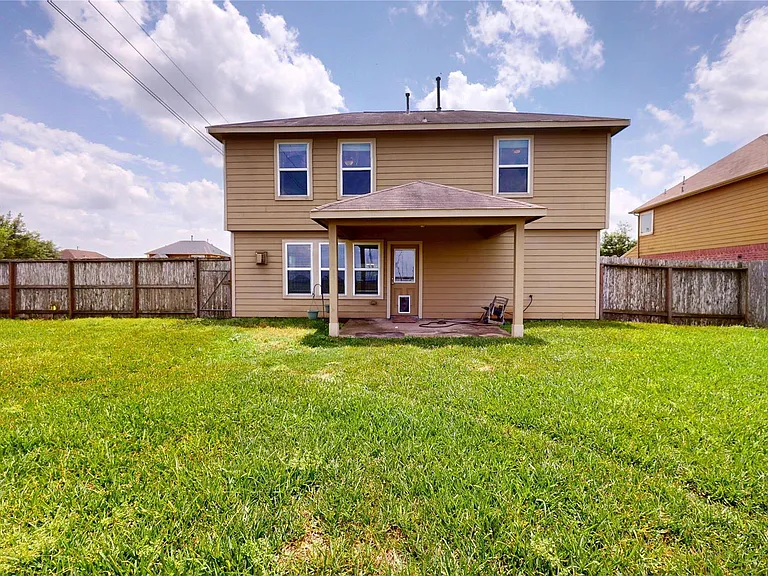 2102 Red Cedar Trl — Photo 48
