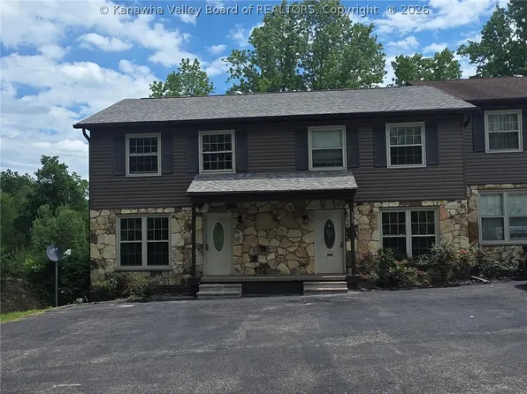 319 Berry Ln, Barboursville, WV 25504