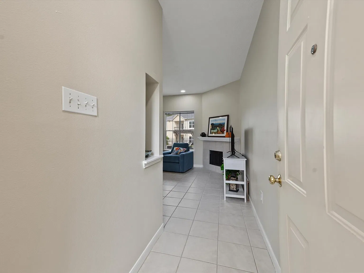 2 bed, 2.0 bath, 1147 sqft, $1,300 — Photo 3