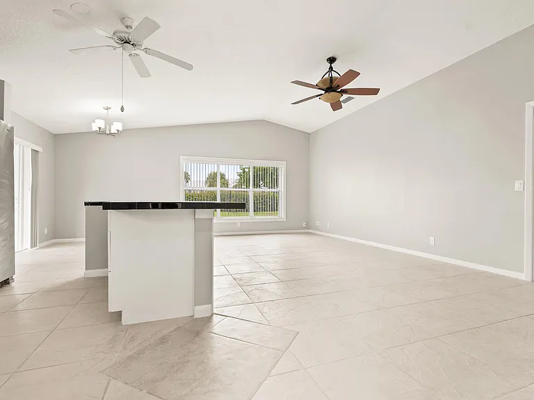 1209 Pine Sage Cir — Photo 24