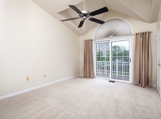 3040 S Glebe Rd #1, Arlington, VA 22206