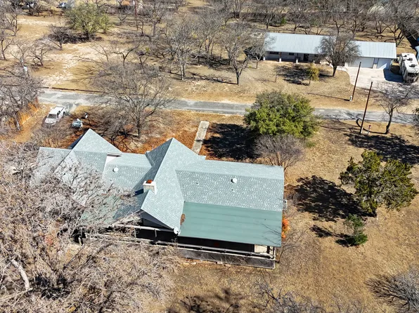 196 Canal Circle, Rio Frio, TX 78879