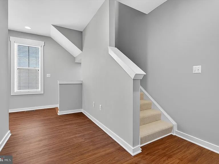 22463 Verde Gate Ter — Photo 17