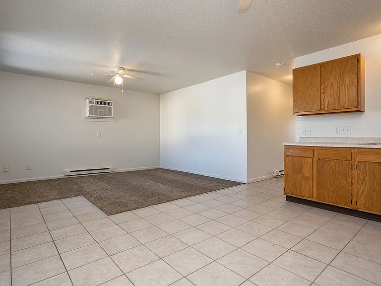 Walnut Pointe — Photo 9