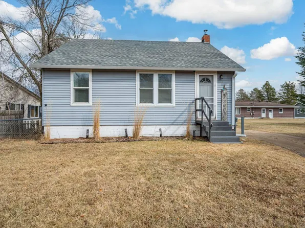 729 SE 4th Ave, Grand Rapids, MN 55744