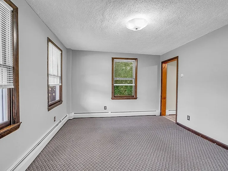 87 Graniteville Rd #B — Photo 6
