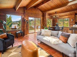 8121 SW 222nd Place, Vashon, WA 98070