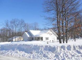 2007 Hunters Ln, Houghton, MI 49931