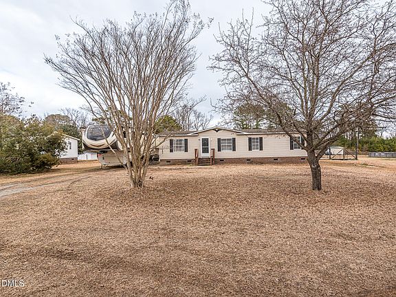 3rd image of 199 Lauren Ln