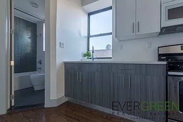 Rented by Evergreen Apartments BK