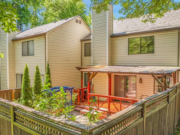 5786 SW 204th Pl, Aloha, OR 97078