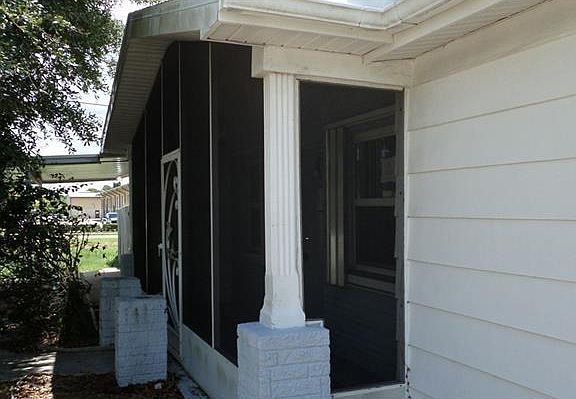 2nd image of 1021 Oakmont Ave