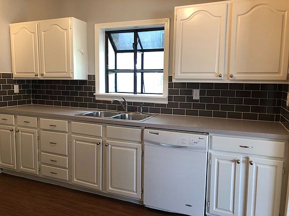 2nd image of 4506 Caswell Ave #A