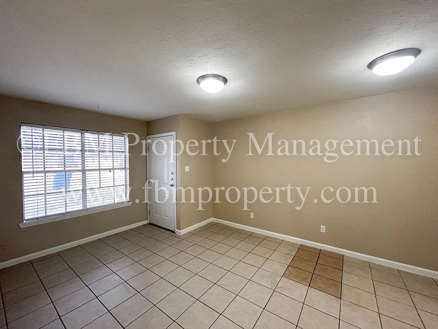 1211 Old Bardwell Dr, Unit A - Cozy 2 Bedroom, 1 Bathroom Duplex Home in Ennis! — Photo 4