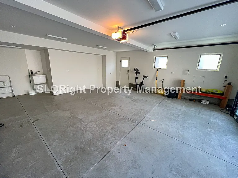 2279 San Luis Dr — Photo 21