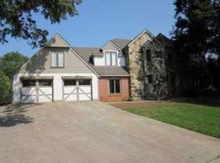 104 Angela Ct, Woodstock, GA 30188