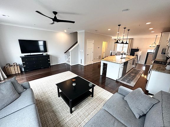 5th image of 1307 Autumn Brook Ave