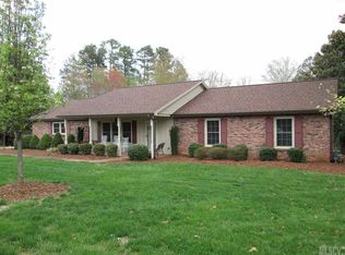 653 Central St, Hudson, NC 28638