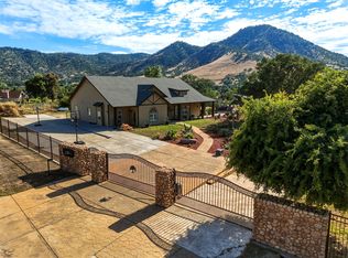 7197 Perlman Drive, Sanger, CA 93657