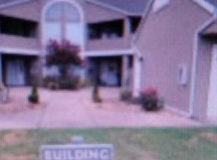 127 Berms Cir APT 4, Branson, MO 65616