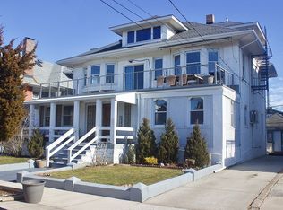 170 Beach 123rd St, Rockaway Park, NY 11694