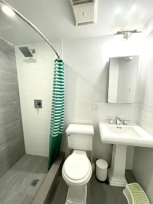 Rented by Bold Marketing | media 21