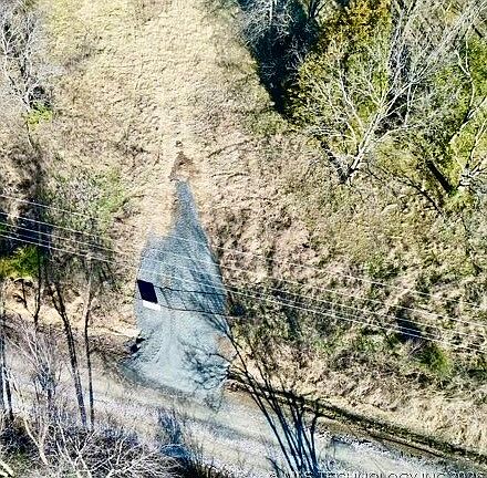 2nd image of 100 S 1010th Rd