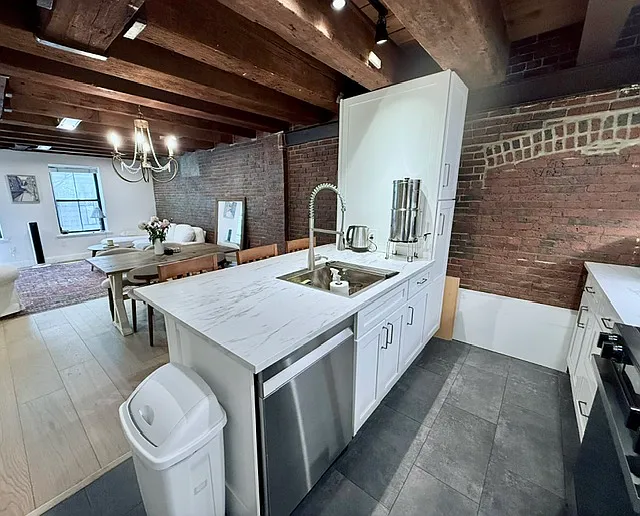 120 Commercial St #3-4 — Photo 10