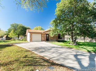 17 Roselawn Cir, New Braunfels, TX 78130