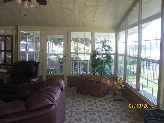 3rd image of 210 Sportsman Dr