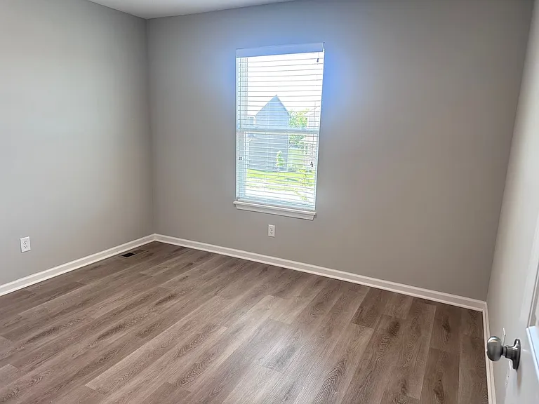 603 Pampas St — Photo 13