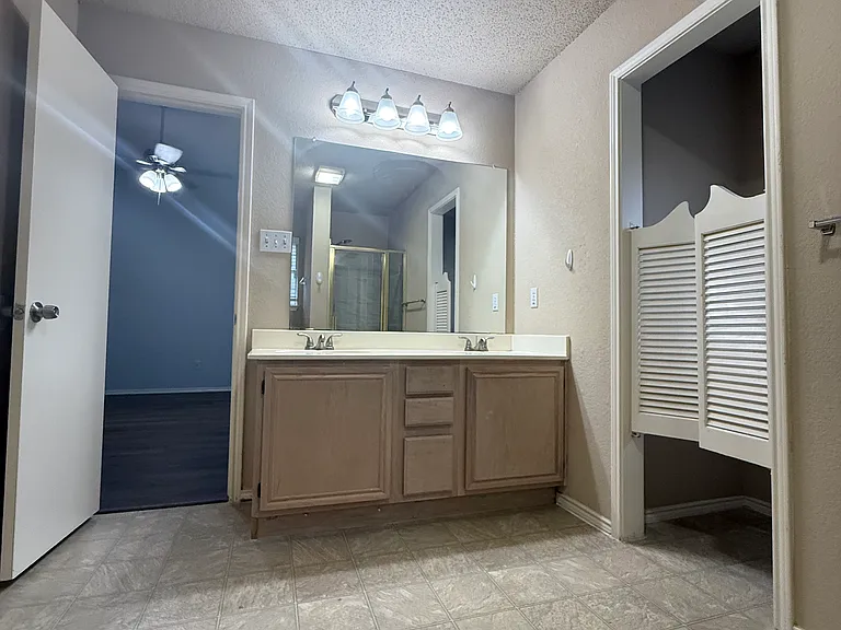 6909 Kara Pl — Photo 8