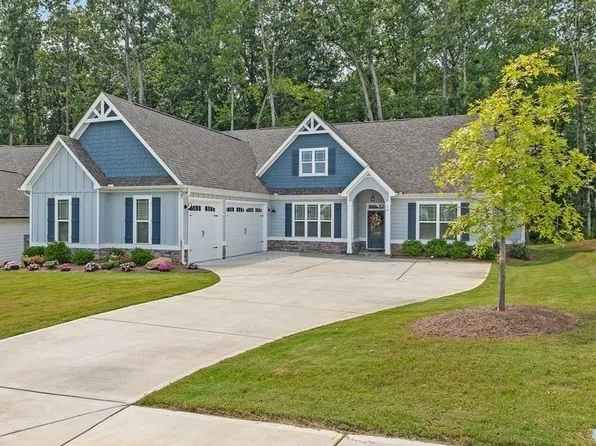 46 Silver Comet Trl, Sharpsburg, GA 30277