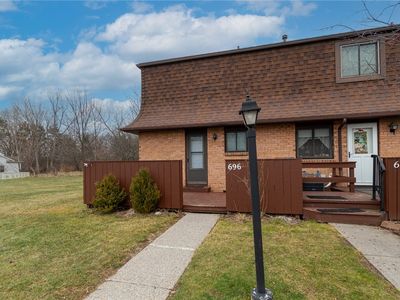 696 Surrey Hill Way, Rochester, NY, 14623