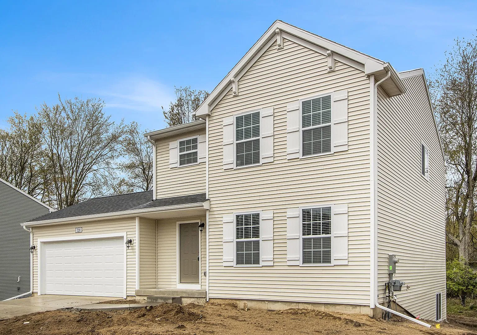 1108 River Oaks Dr — Photo 1
