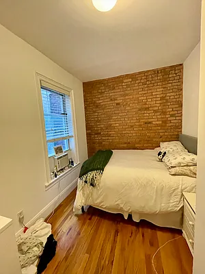 Rented by LJ Sloane Management | media 6