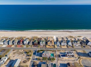 806 Dune Rd, Westhampton Beach, NY 11978