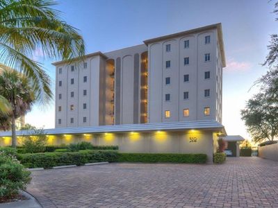 350 Golden Gate Point #11, Sarasota, FL, 34236