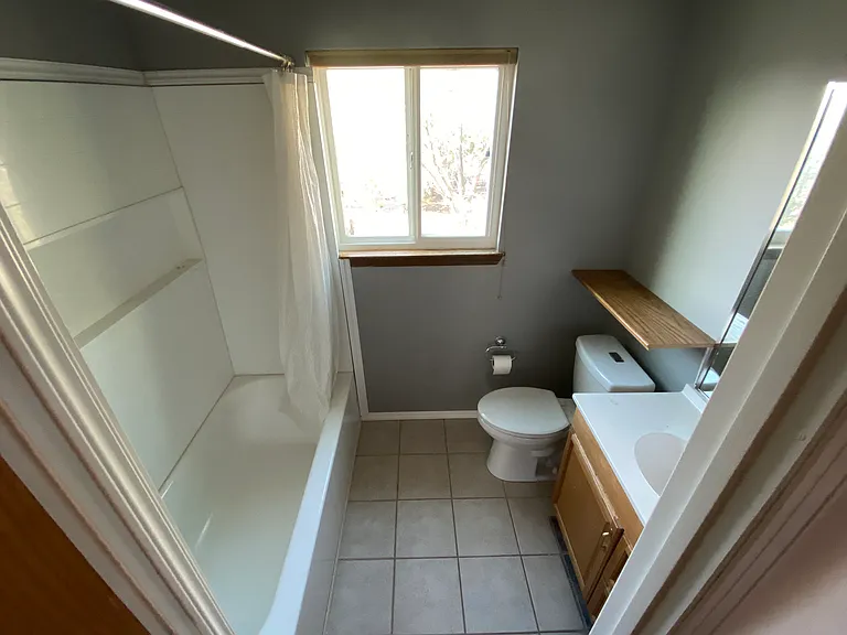 524 Oakwood Pl NE — Photo 21