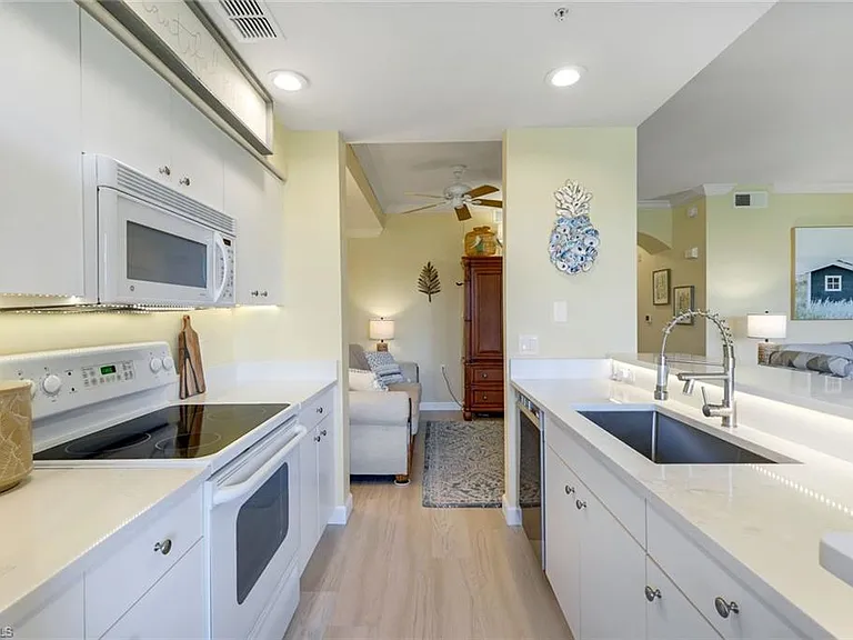 2690 Cypress Trace Cir #3212 — Photo 12
