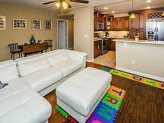 5th image of 3609 W Renellie Cir