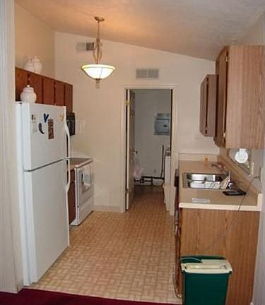5th image of 6823 Olde Meadows Ct Unit 109R