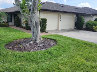 3734 Ballantrae Dr #19D, Sarasota, FL 34238
