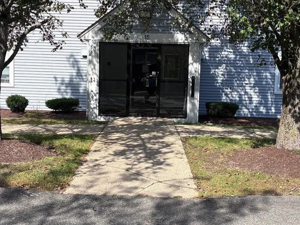 15 Longworth Ave Unit 231, Brockton, MA 02301