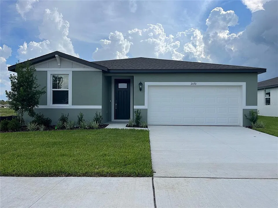 2070 Rosewood Dr